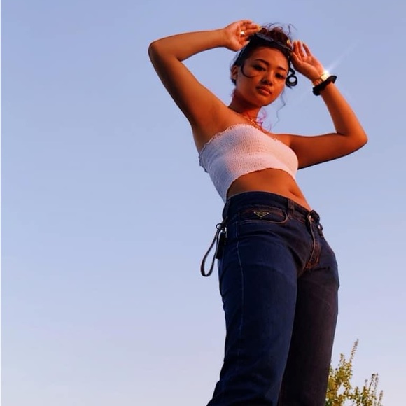 Meet your Posher, Melissa - Picture 4 of 4